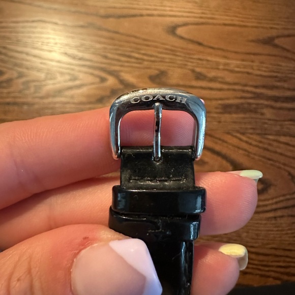 COACH WATCH OFFERS WELCOME - Picture 6 of 7